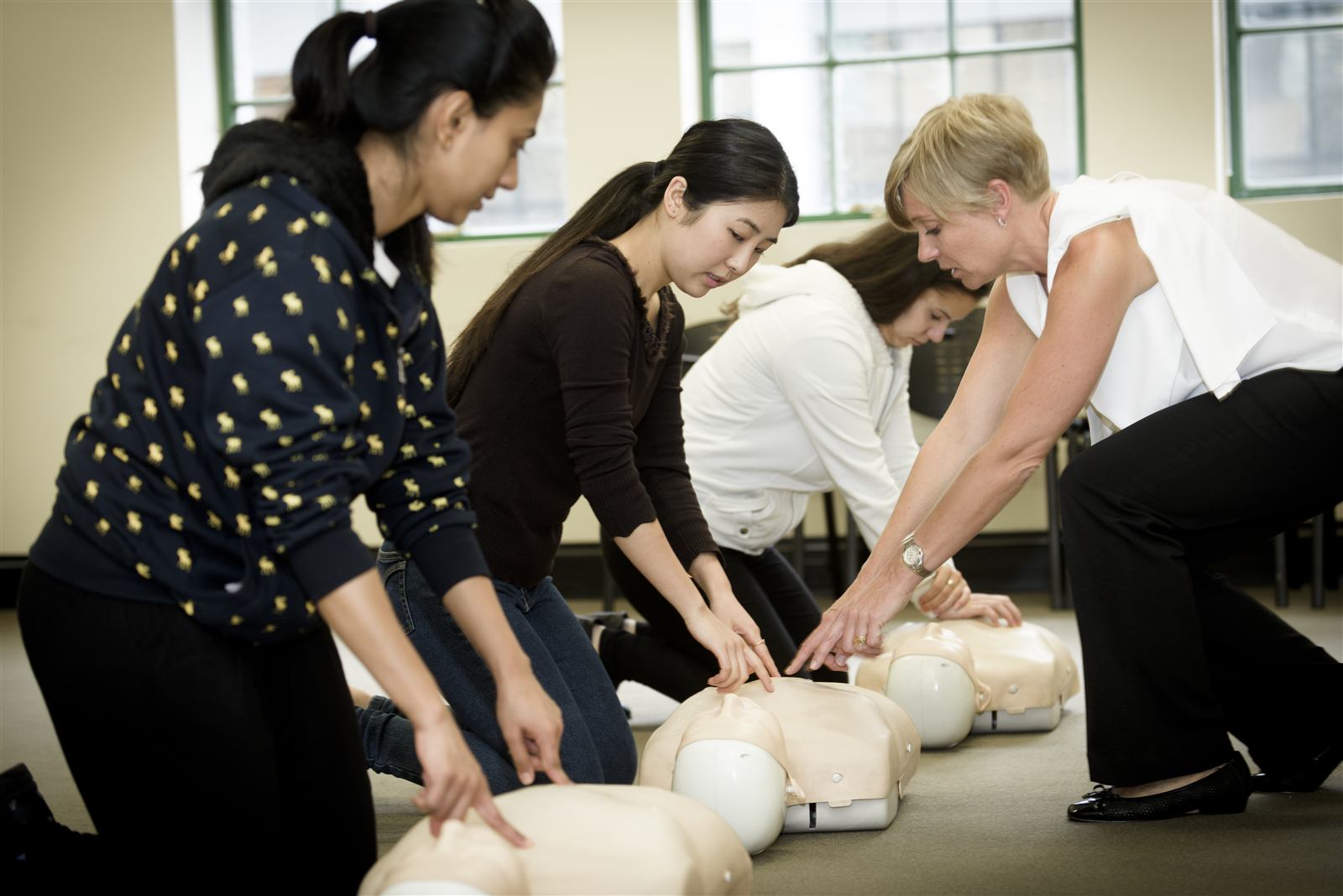 First aid training class in Hobart